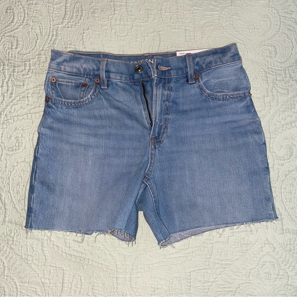 AE 6" Strigid Super High-Waisted Relaxed Denim Short 00 Tinted Indigo